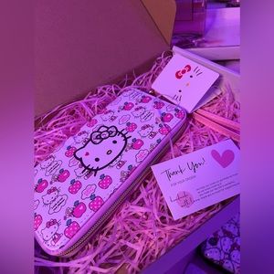 Hello Kitty Wallet (Sanrio) brand new never used